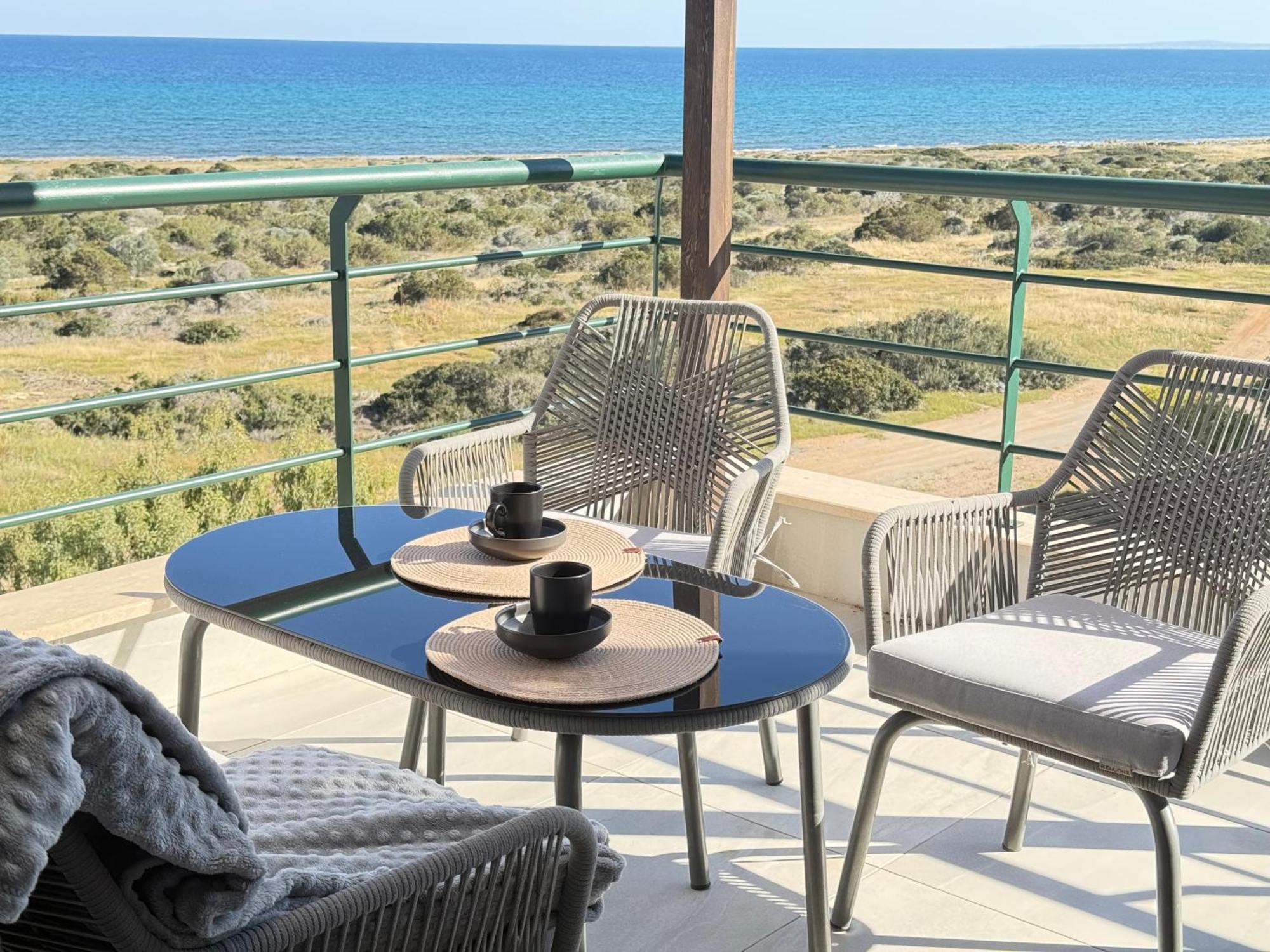 Relaxing Penthouse Suites By The Sea Vokolidha Habitación foto
